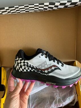 Saucony Peregrine 11